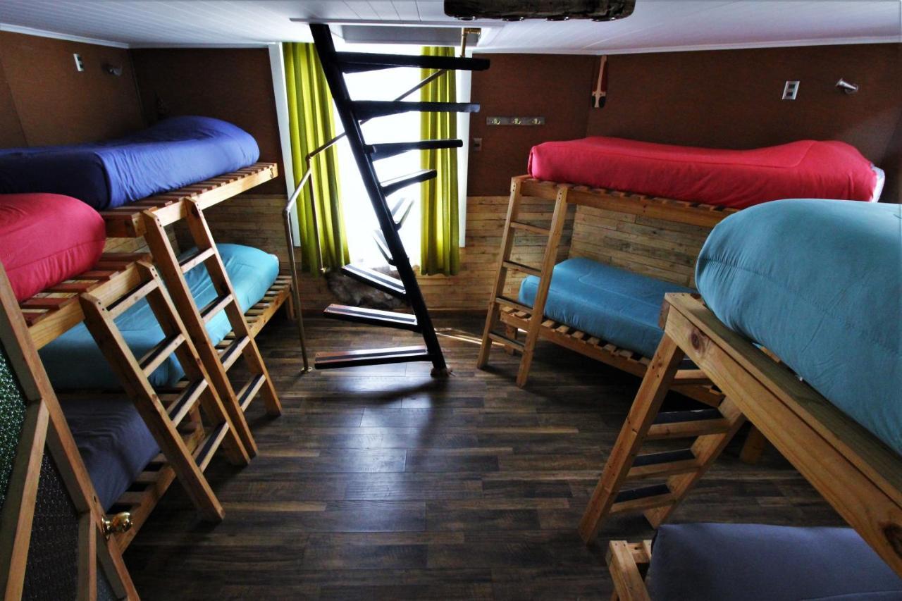 Corner Hostel Πουέρτο Νατάλες Εξωτερικό φωτογραφία