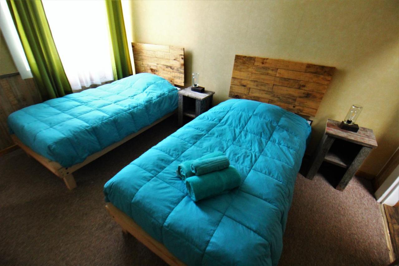 Corner Hostel Πουέρτο Νατάλες Εξωτερικό φωτογραφία
