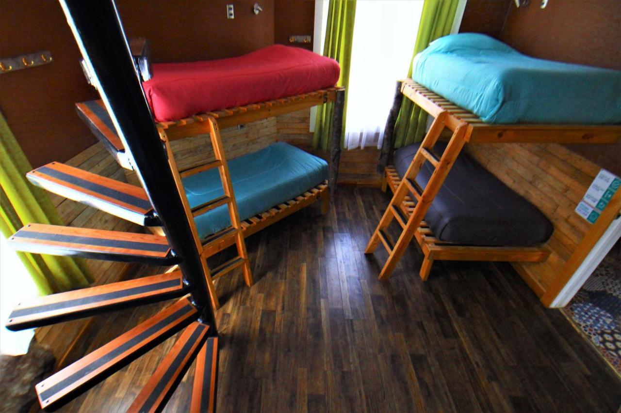 Corner Hostel Πουέρτο Νατάλες Εξωτερικό φωτογραφία