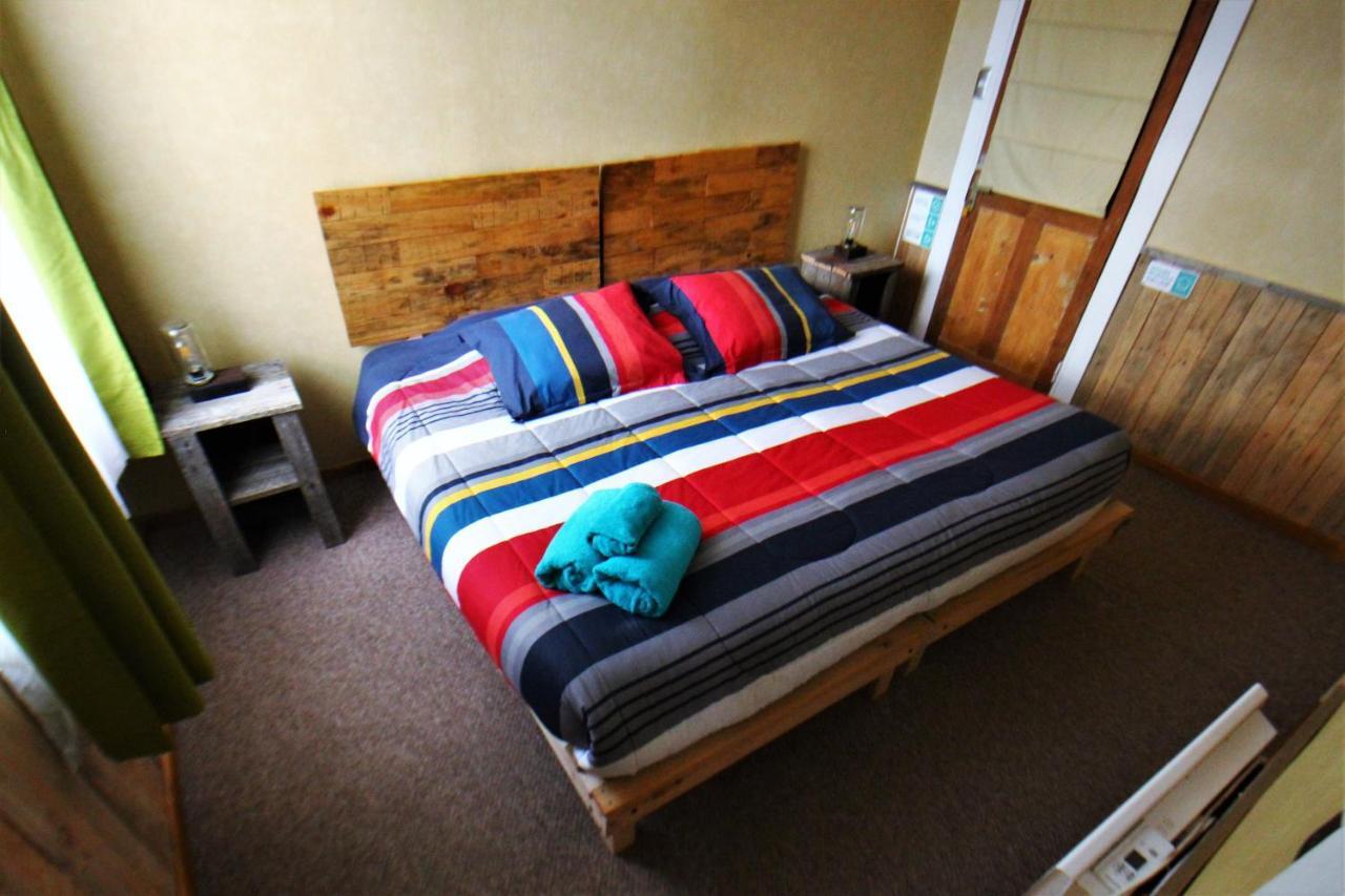 Corner Hostel Πουέρτο Νατάλες Εξωτερικό φωτογραφία